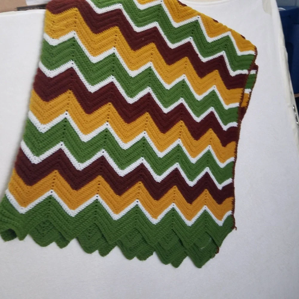 Vintage Crochet Throw Blanket Afghan Chevron Stripes Brown Gold Green White‎